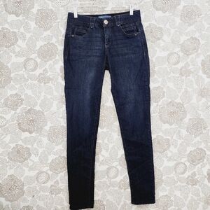 Democracy Ab Solution Elastic waist Skinny Jeans 4 Long Inseam